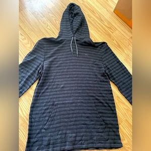 NWT- QUIKSILVER Men’s sz L Hoodie.